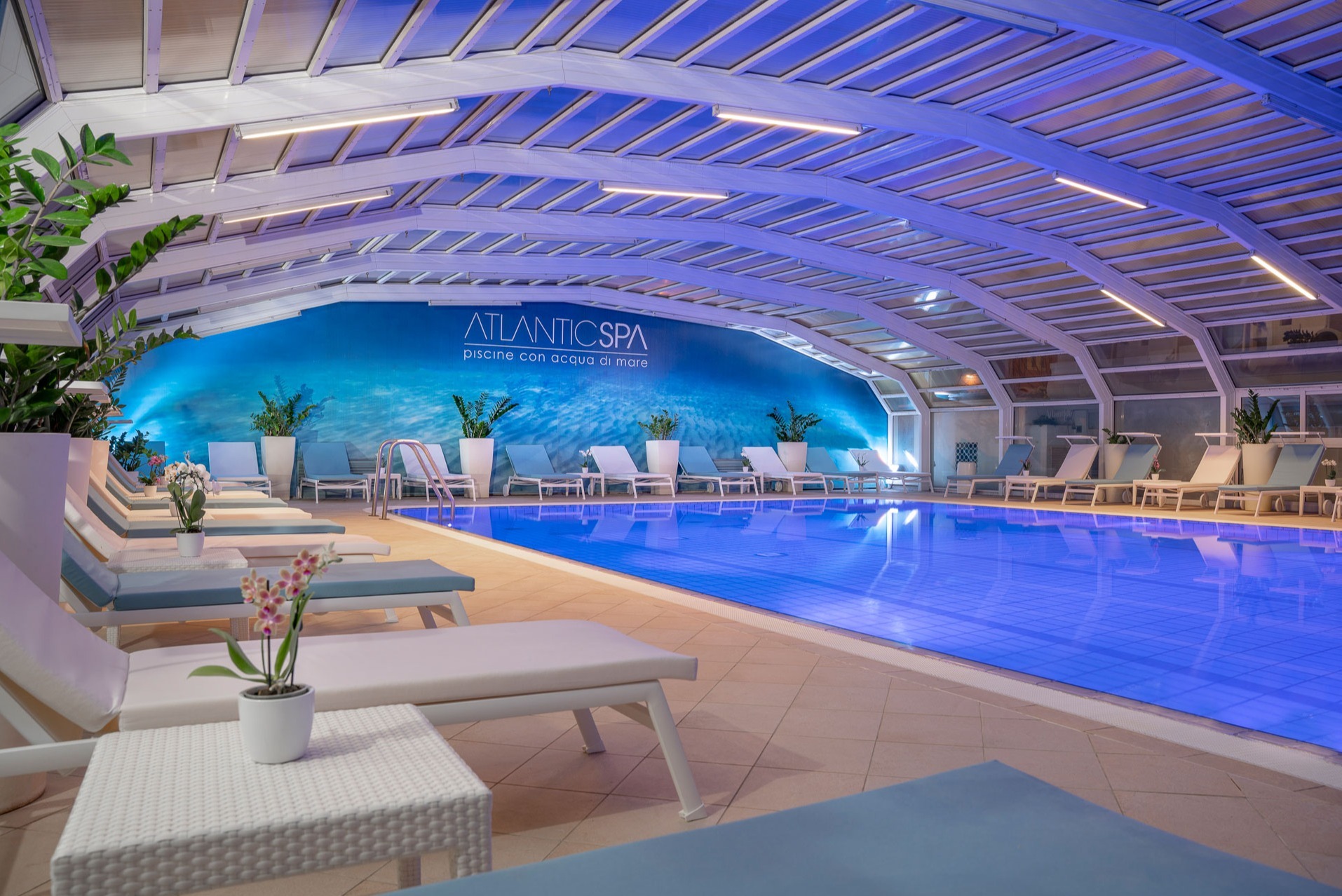 Piscina Coperta Atlantic