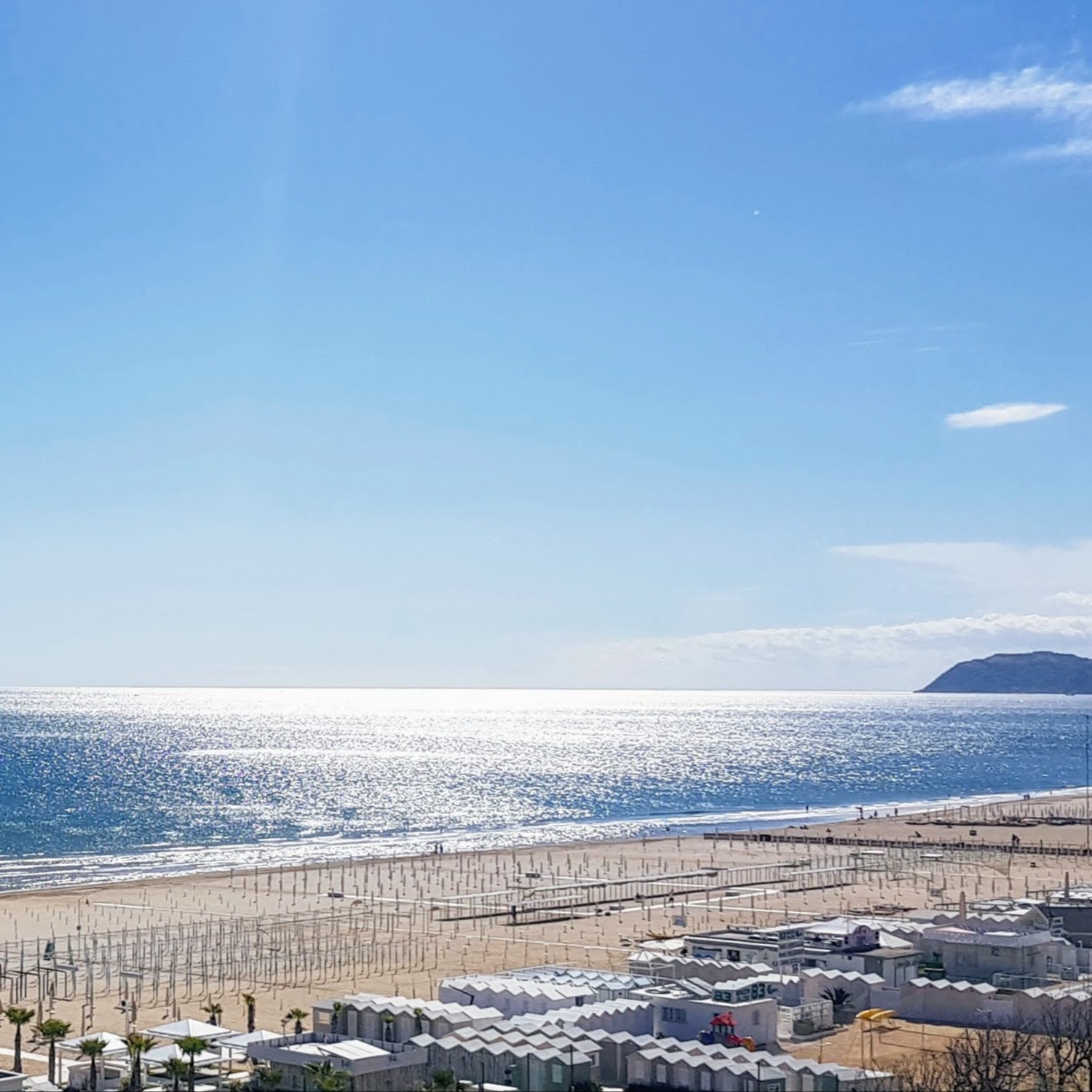 Riccione la spiaggia e il mare